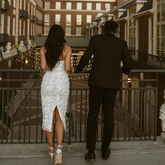 Leilani White Floral Textured Strapless Dress (small) - Picture 3 of 3